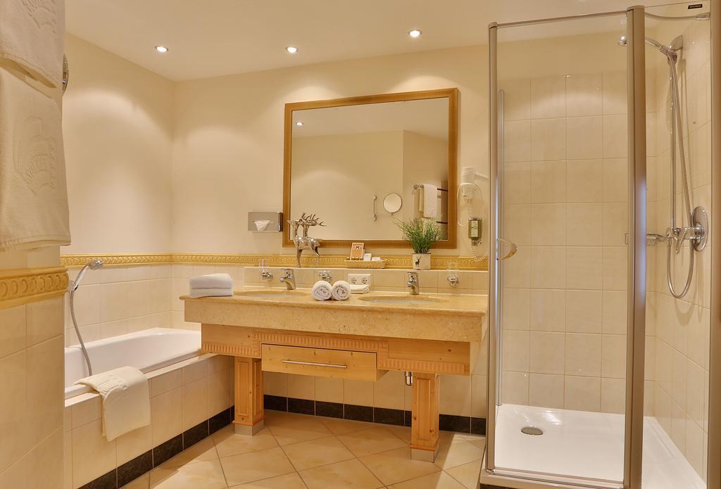 Hotel Dreisonnen แซร์เฟาส์ ห้อง รูปภาพ