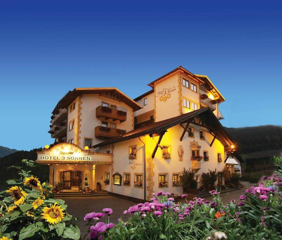 Hotel Dreisonnen แซร์เฟาส์ ภายนอก รูปภาพ