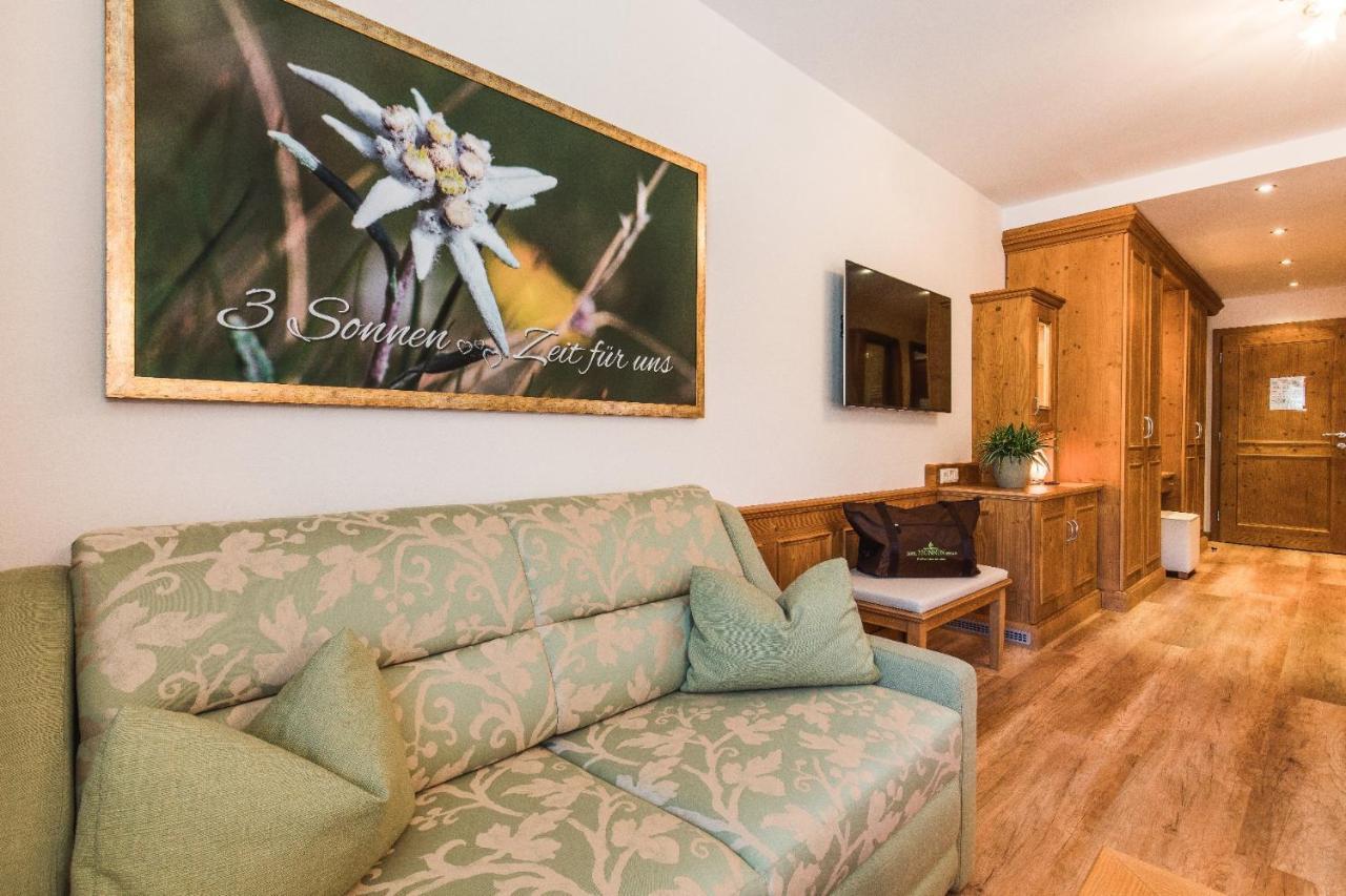Hotel Dreisonnen แซร์เฟาส์ ภายนอก รูปภาพ