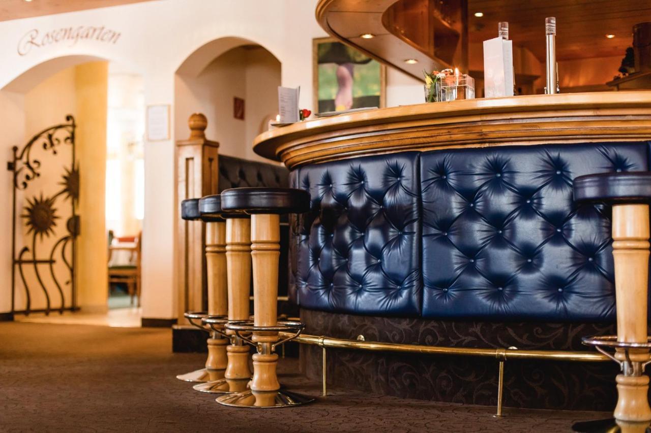 Hotel Dreisonnen แซร์เฟาส์ ภายนอก รูปภาพ