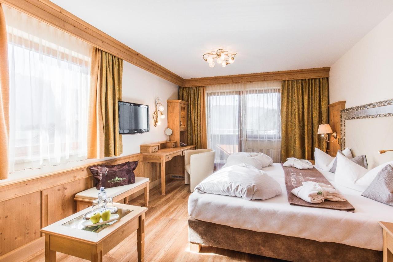 Hotel Dreisonnen แซร์เฟาส์ ภายนอก รูปภาพ