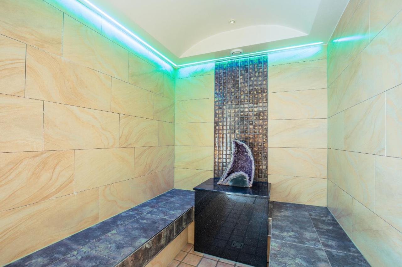 Hotel Dreisonnen แซร์เฟาส์ ภายนอก รูปภาพ